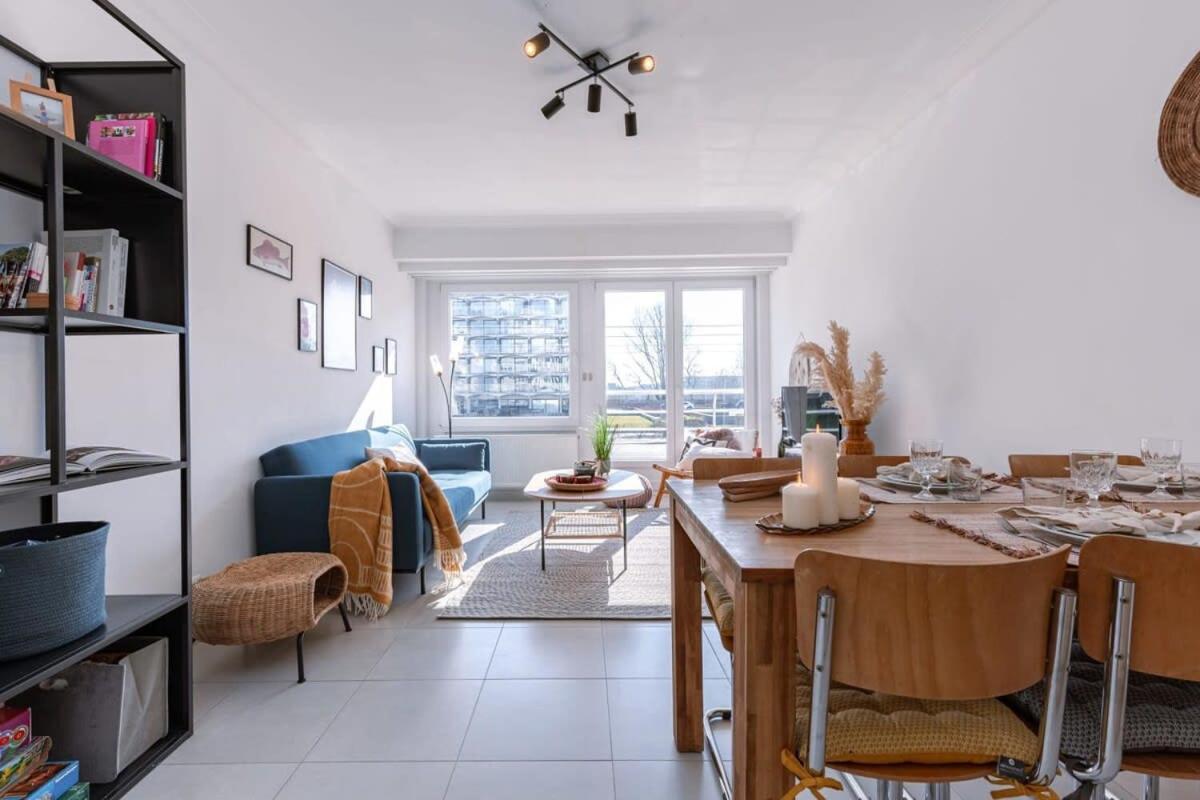 Huswell - Lovely, Sunny Flat Just Near The Beach And The Sea Остенде Екстериор снимка